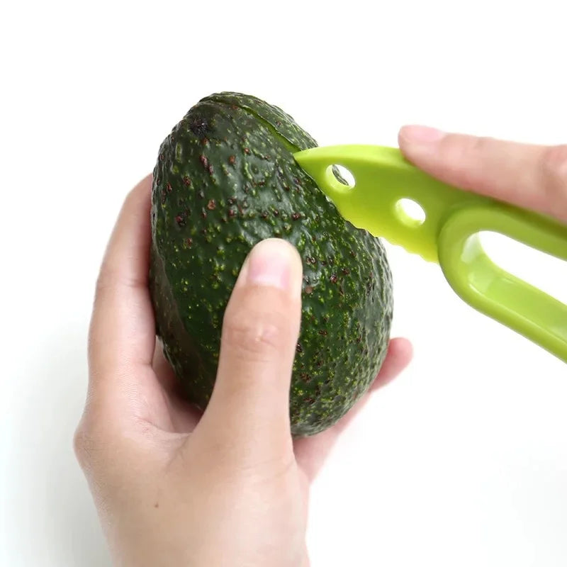 AvoMaster - De 3-in-1 Avocadoknijper die je keuken slimmer maakt!