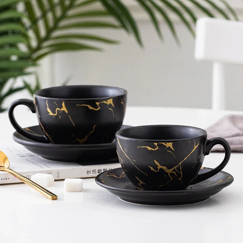 Black & White Cups