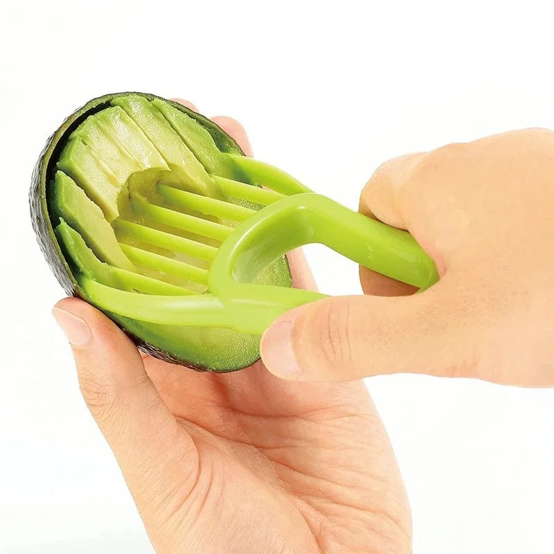 AvoMaster - De 3-in-1 Avocadoknijper die je keuken slimmer maakt!