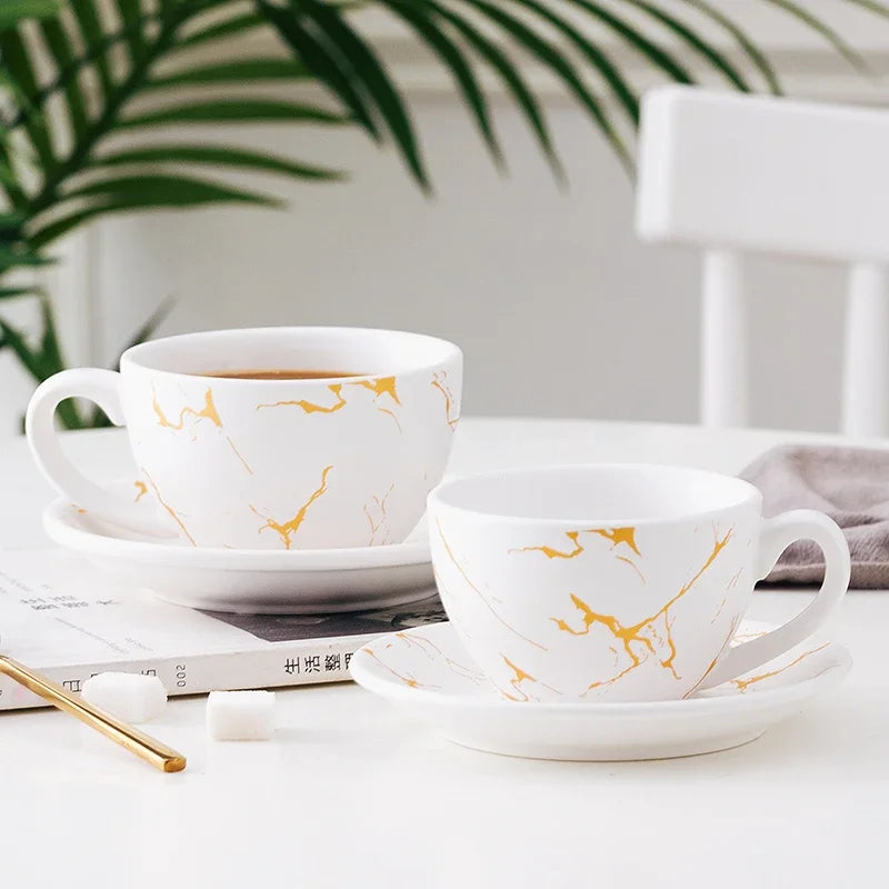 Black & White Cups